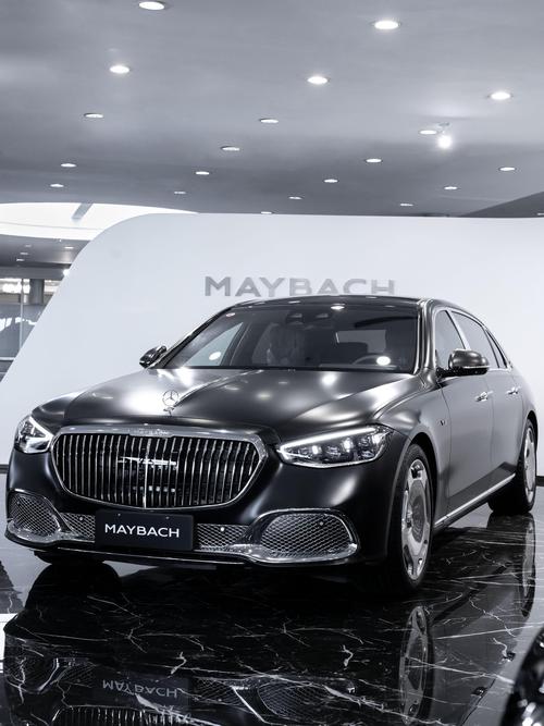 佛山83岚图汽车的售后服务让用户无忧出行，迈巴赫未来的豪华车趋势