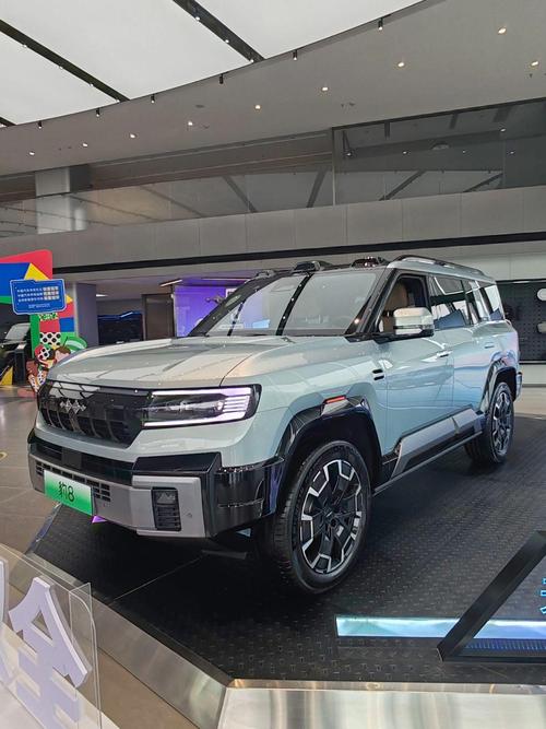 佛山83比亚迪方程豹硬派越野的爆款，英菲尼迪35周年与你共成长